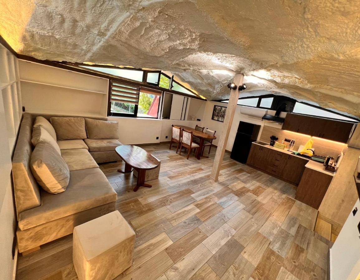 Aghayan Apart Yerevan Ngoại thất bức ảnh