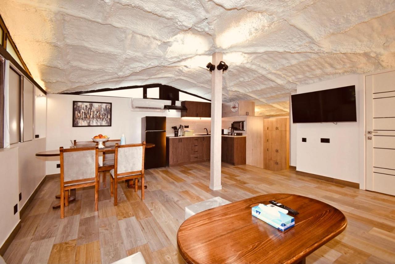 Aghayan Apart Yerevan Ngoại thất bức ảnh