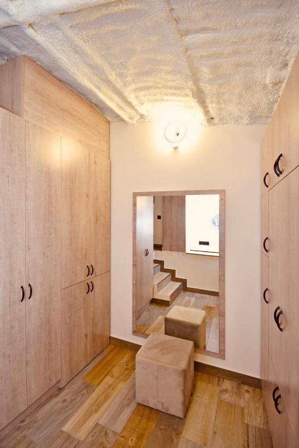Aghayan Apart Yerevan Ngoại thất bức ảnh