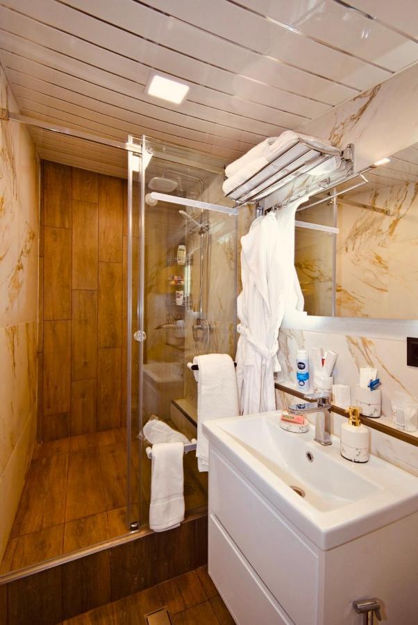 Aghayan Apart Yerevan Ngoại thất bức ảnh
